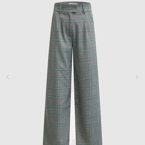 Urban Revivo CHECKERED BOX PLEATED WIDE LEG PANTS